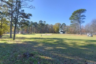 Discover the perfect blend of comfort, convenience on Indian Hills Country Club in Arkansas - for sale on GolfHomes.com, golf home, golf lot