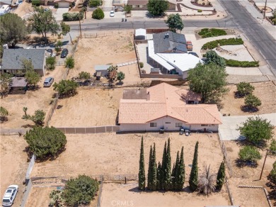 Welcome to the home you've been dreaming of! This charming on Hesperia Golf and Country Club in California - for sale on GolfHomes.com, golf home, golf lot