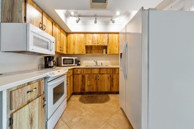 This 2 bedroom, 1 bath CBS home boasts a prime location within on McArthur Golf Club in Florida - for sale on GolfHomes.com, golf home, golf lot