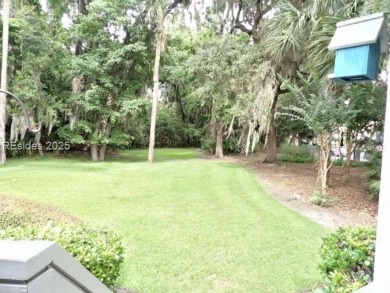 Location, location, location! Fully renovated 2BR/2BA end-unit on Shipyard Golf Club in South Carolina - for sale on GolfHomes.com, golf home, golf lot