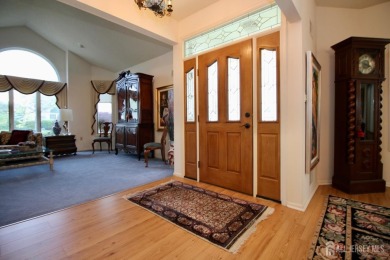 **Neat & Clean ** 3 bedrooms 3 bathroom home in Desirable on Greenbriar At Whittingham in New Jersey - for sale on GolfHomes.com, golf home, golf lot