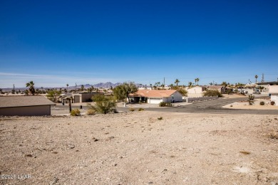 Wow!!! HUGE residential lot and walking distance to the London on London Bridge Golf Course in Arizona - for sale on GolfHomes.com, golf home, golf lot