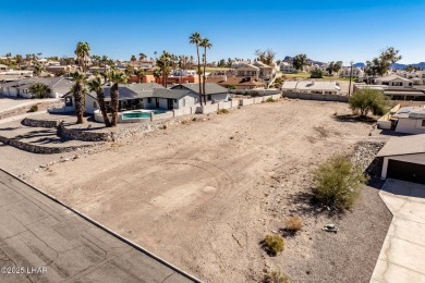 Wow!!! HUGE residential lot and walking distance to the London on London Bridge Golf Course in Arizona - for sale on GolfHomes.com, golf home, golf lot