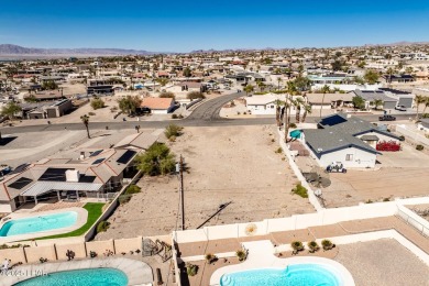 Wow!!! HUGE residential lot and walking distance to the London on London Bridge Golf Course in Arizona - for sale on GolfHomes.com, golf home, golf lot