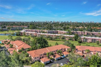 Gorgeous golf course views, first floor AND a garage!!!!! 
This on Quail Run Golf Club In Naples in Florida - for sale on GolfHomes.com, golf home, golf lot