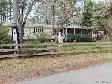 What an opportunity to get into the water front community of on River Ridge Golf Club in Virginia - for sale on GolfHomes.com, golf home, golf lot