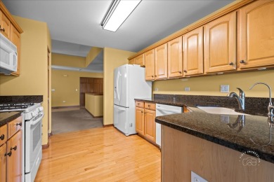 Move-in ready and a quick closing is possible for this spotless on The Links at Carillon in Illinois - for sale on GolfHomes.com, golf home, golf lot