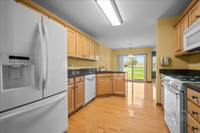 Move-in ready and a quick closing is possible for this spotless on The Links at Carillon in Illinois - for sale on GolfHomes.com, golf home, golf lot