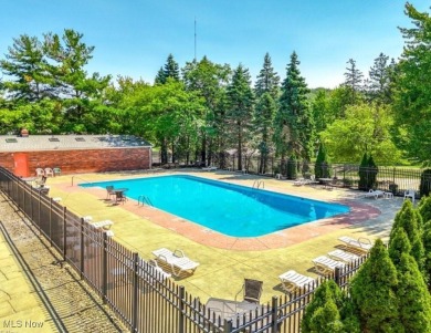 Welcome to this beautifully renovated 2-bedroom, 1.5-bath on Ridgewood Golf Course in Ohio - for sale on GolfHomes.com, golf home, golf lot