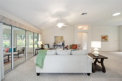 Amazing price drop for this beautiful view! Are you ready for a on Oakleigh Executive Golf Course in Florida - for sale on GolfHomes.com, golf home, golf lot