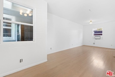 Delightful Venice duplex in a quiet and convenient East of on Penmar Golf Course in California - for sale on GolfHomes.com, golf home, golf lot