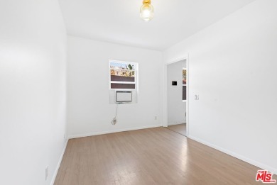 Delightful Venice duplex in a quiet and convenient East of on Penmar Golf Course in California - for sale on GolfHomes.com, golf home, golf lot