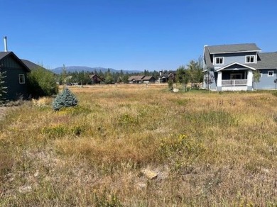 Southern views of the 7.8 acre pond and common area across the on McCall Municipal Golf Course in Idaho - for sale on GolfHomes.com, golf home, golf lot