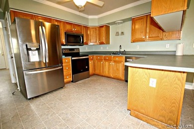 Affordable home in the desirable neighborhood of Tanglewood on Tanglewood Shores Golf Club in Virginia - for sale on GolfHomes.com, golf home, golf lot