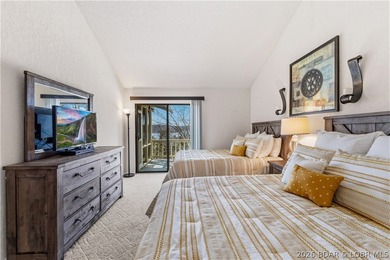 Neighboring Margaritaville Lake Resort, this property delivers on The Oaks Golf Course in Missouri - for sale on GolfHomes.com, golf home, golf lot