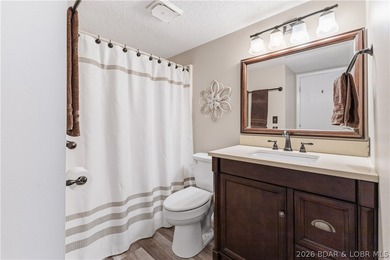 Neighboring Margaritaville Lake Resort, this property delivers on The Oaks Golf Course in Missouri - for sale on GolfHomes.com, golf home, golf lot