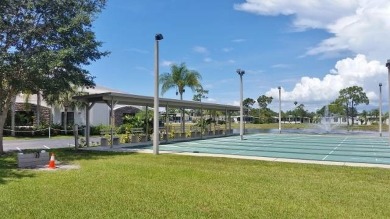 Rare One & Half One Car Garage with a Tandem Car DriveWay! on Blue Heron Pines Golf Course in Florida - for sale on GolfHomes.com, golf home, golf lot