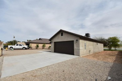 New Construction 1372 Sq Ft 3 Bedroom 2 Bath home on a 7500 sq on The Links At Coyote Wash in Arizona - for sale on GolfHomes.com, golf home, golf lot