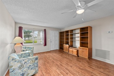 Adorable 2-bedroom, 2-bathroom home with a 1-car garage, ideally on Mainlands Golf Club in Florida - for sale on GolfHomes.com, golf home, golf lot