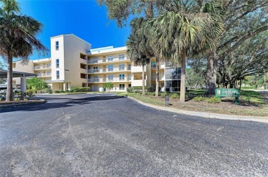 Nicely updated second floor home with a gorgeous view on Pinebrook/Ironwood Golf Course in Florida - for sale on GolfHomes.com, golf home, golf lot