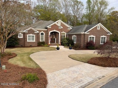 Meticulously maintained custom built home on a 1.3 acre wooded on Ironwood Golf and Country Club in North Carolina - for sale on GolfHomes.com, golf home, golf lot