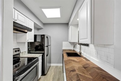 Beautifully renovated end unit with sleek new kitchen featuring on Cross Creek Golf Course in Georgia - for sale on GolfHomes.com, golf home, golf lot