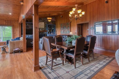 Personal retreat awaits you in meticulously renovated 2BR, 2BA on Skyland Lakes Golf Course in Virginia - for sale on GolfHomes.com, golf home, golf lot