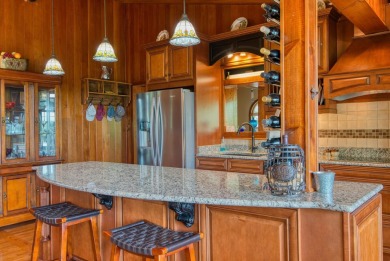 Personal retreat awaits you in meticulously renovated 2BR, 2BA on Skyland Lakes Golf Course in Virginia - for sale on GolfHomes.com, golf home, golf lot