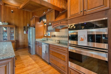 Personal retreat awaits you in meticulously renovated 2BR, 2BA on Skyland Lakes Golf Course in Virginia - for sale on GolfHomes.com, golf home, golf lot