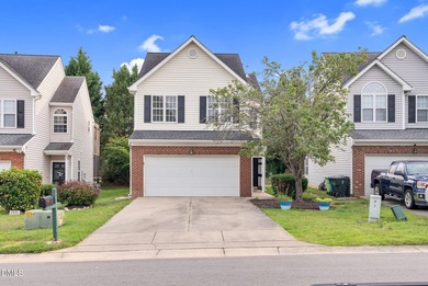 Well-maintained 3 bed 2.5 bath home with a 2-car garage on Hedingham Golf and Athletic Club in North Carolina - for sale on GolfHomes.com, golf home, golf lot