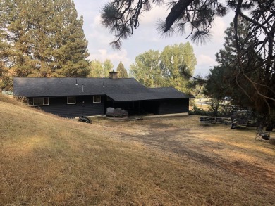 EXCELLENT RECREATION ACCESS!  Enjoy nearby Lake Cascade, Cascade on Cascade Golf Course in Idaho - for sale on GolfHomes.com, golf home, golf lot