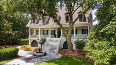 Lovely southern home situated on one of the prettiest lots on on Haig Point Golf Club in South Carolina - for sale on GolfHomes.com, golf home, golf lot
