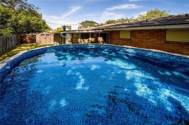 3-bedroom, 2-bathroom, 2-car garage home in Ocean Terrace with a on Oso Beach Municipal Golf Course in Texas - for sale on GolfHomes.com, golf home, golf lot