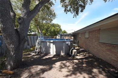 3-bedroom, 2-bathroom, 2-car garage home in Ocean Terrace with a on Oso Beach Municipal Golf Course in Texas - for sale on GolfHomes.com, golf home, golf lot