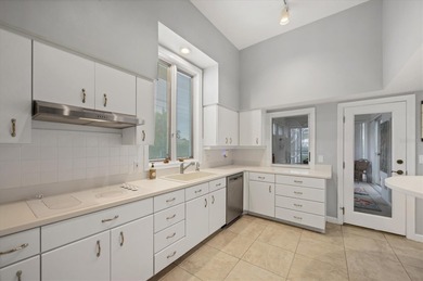 Welcome to this spacious Plantation Woods residence, brimming on Plantation Golf and Country Club in Florida - for sale on GolfHomes.com, golf home, golf lot