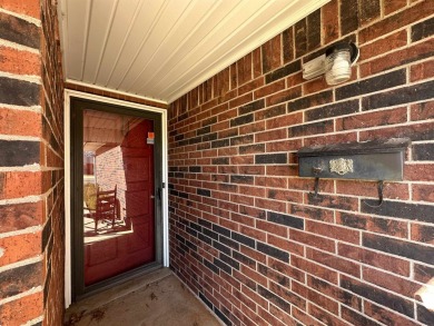 This cozy 3 bedroom 2 bath home is ready for you! 2-car garage on Woodward Municipal Golf Course in Oklahoma - for sale on GolfHomes.com, golf home, golf lot