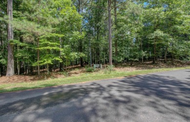 Beautiful Lot on the East End of Hot Springs Village! This lot on Granada Golf Course in Arkansas - for sale on GolfHomes.com, golf home, golf lot