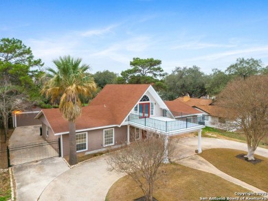 Welcome to your dream home in Devine! This stunning five-bedroom on Devine Golf Course in Texas - for sale on GolfHomes.com, golf home, golf lot