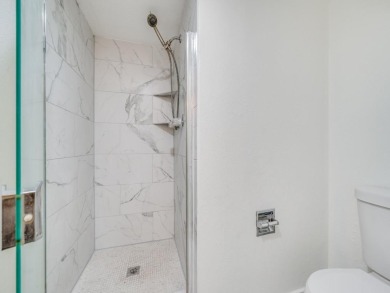 Stunning condo in the master-planned Quail Run on Las Colinas Country Club in Texas - for sale on GolfHomes.com, golf home, golf lot