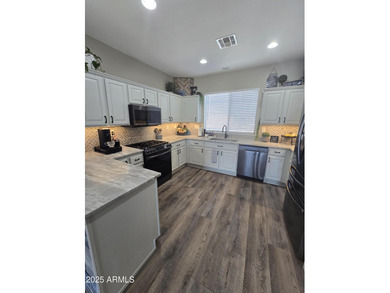 Stunning Remodeled Home in Anthem Country Club!! Walk up through on Anthem Golf and Country Club  in Arizona - for sale on GolfHomes.com, golf home, golf lot