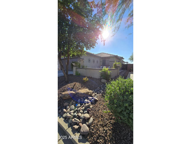 Stunning Remodeled Home in Anthem Country Club!! Walk up through on Anthem Golf and Country Club  in Arizona - for sale on GolfHomes.com, golf home, golf lot