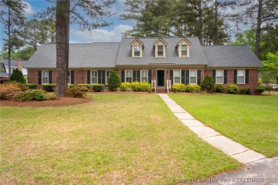 Located in the desirable Kings Grant golf community with no HOA on Kings Grant Golf and Country Club in North Carolina - for sale on GolfHomes.com, golf home, golf lot