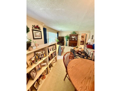 Adorable home in sought after Hunting Creek. This charming 1950s on Hopkinsville Golf and Country Club in Kentucky - for sale on GolfHomes.com, golf home, golf lot