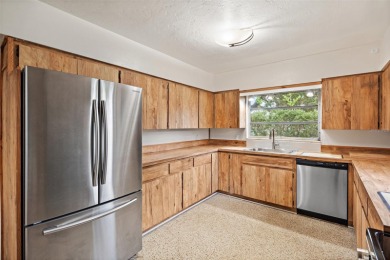 Welcome to 3391 Walnut St NE, a beautifully maintained Florida on The Renaisssance Vinoy Golf Club in Florida - for sale on GolfHomes.com, golf home, golf lot