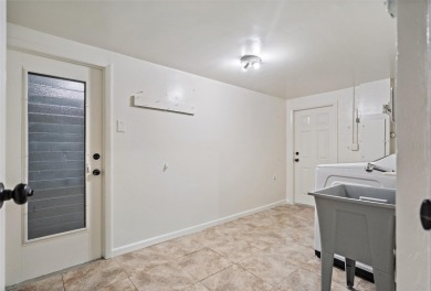 Welcome to 3391 Walnut St NE, a beautifully maintained Florida on The Renaisssance Vinoy Golf Club in Florida - for sale on GolfHomes.com, golf home, golf lot