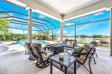 Luxurious Single-Family Estate in Quail West with NEW ROOF just on Quail West Golf and Country Club in Florida - for sale on GolfHomes.com, golf home, golf lot