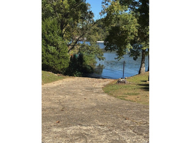 Beautiful wooded lot located in the Diamondhead Community. The on Diamondhead Golf and Country Club in Arkansas - for sale on GolfHomes.com, golf home, golf lot