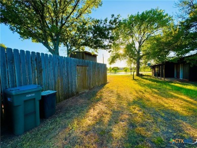 Country Club Living Awaits! Bring back the charm in this on Gatesville Country Club in Texas - for sale on GolfHomes.com, golf home, golf lot