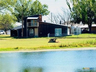 Country Club Living Awaits! Bring back the charm in this on Gatesville Country Club in Texas - for sale on GolfHomes.com, golf home, golf lot