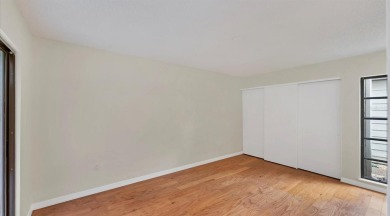$3,000 Appliance Credit! Centrally located townhouse, with main on The Meadows Golf and Country Club in Florida - for sale on GolfHomes.com, golf home, golf lot